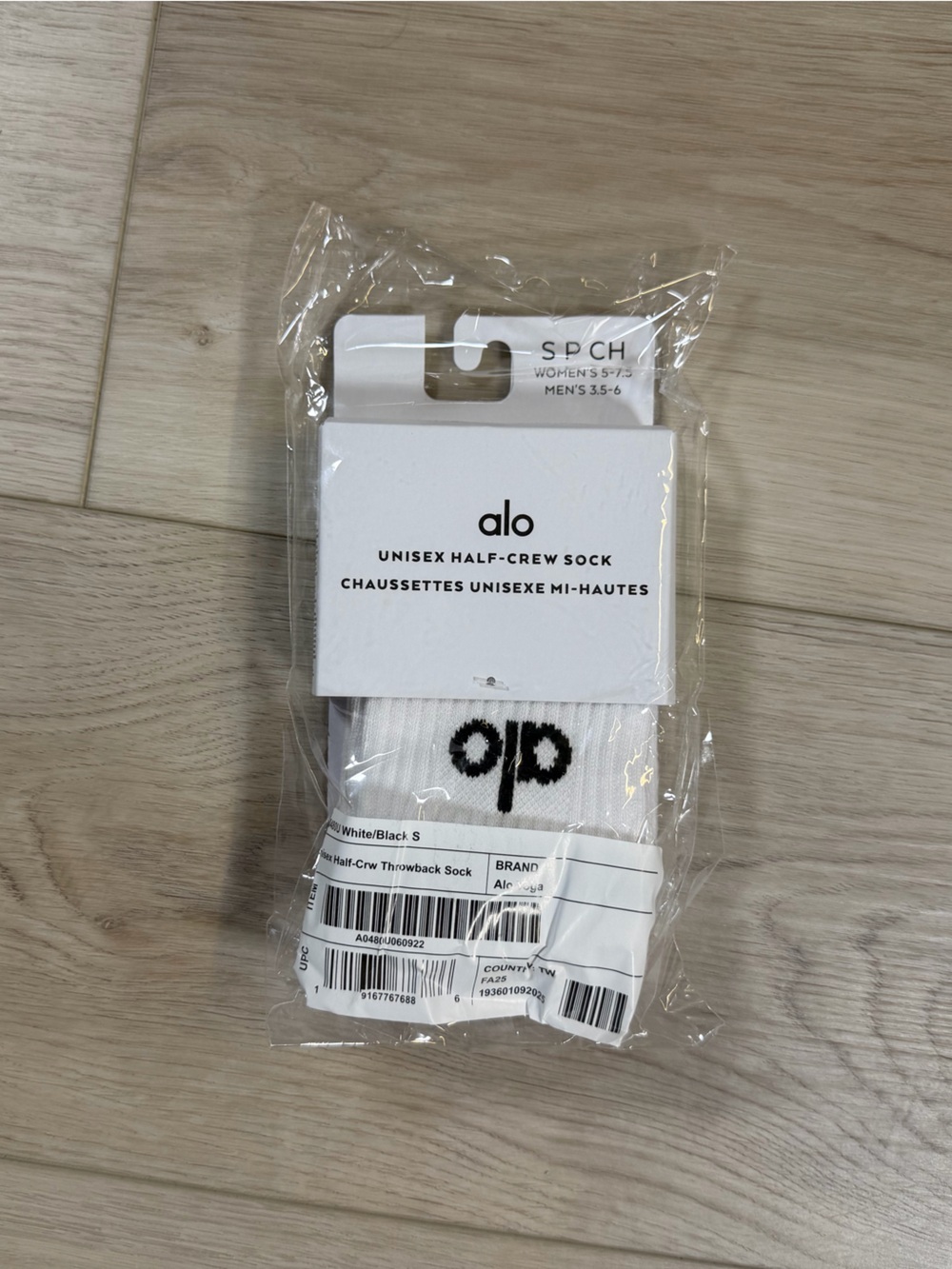 ALO Yoga White Crew Socks with Black Logo - Unisex Half-Crew